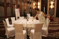 <b>但愿全体员工独霸之以</b>